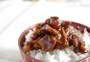 【名古屋名物!】愛知県のお肉専門店「スギモト」さんの「牛すじのどて煮」　