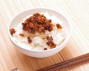 秋田県のアンテナショップで購入した「比内地鶏ラー油」  　