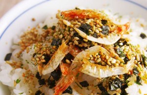 【ふりかけグランプリ入賞、外国の方への手土産にも】静岡県　磯駒海苔の「桜えびふりかけ」