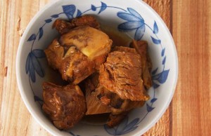 【骨までしゃぶりつくせ！！】気仙沼 もうかの星本舗 の「メカジキのカマトロ煮」