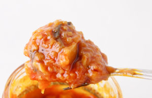【全国ご当地調味料ランキング第一位】山梨県"笛吹の庄"の「にんにくトマトラー油」