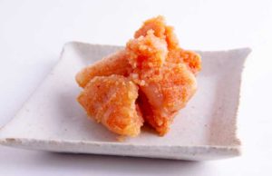 博多土産を取り扱う"長門屋"の「辛子明太子（無着色）」